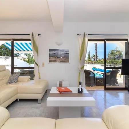 Casa Figueira, Vale De Milho *